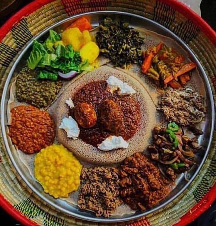 Colorful Ethiopian platter in traditional basket